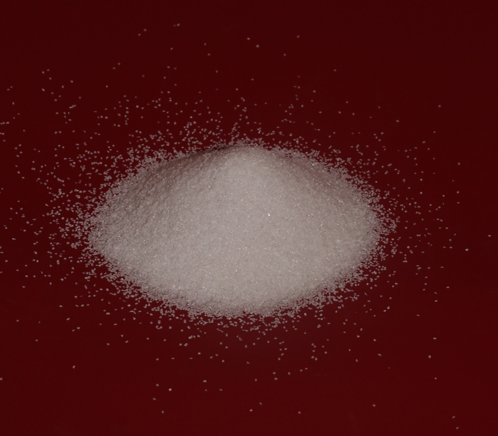 喷砂白刚玉的特性与用途：了解其优势与劣势