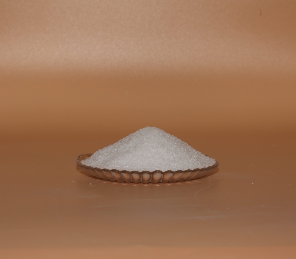 白刚玉喷砂在塑料表面改性中的作用