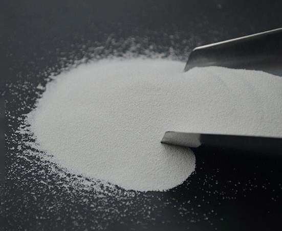 氧化锆砂的表面改性技术及其效果评估